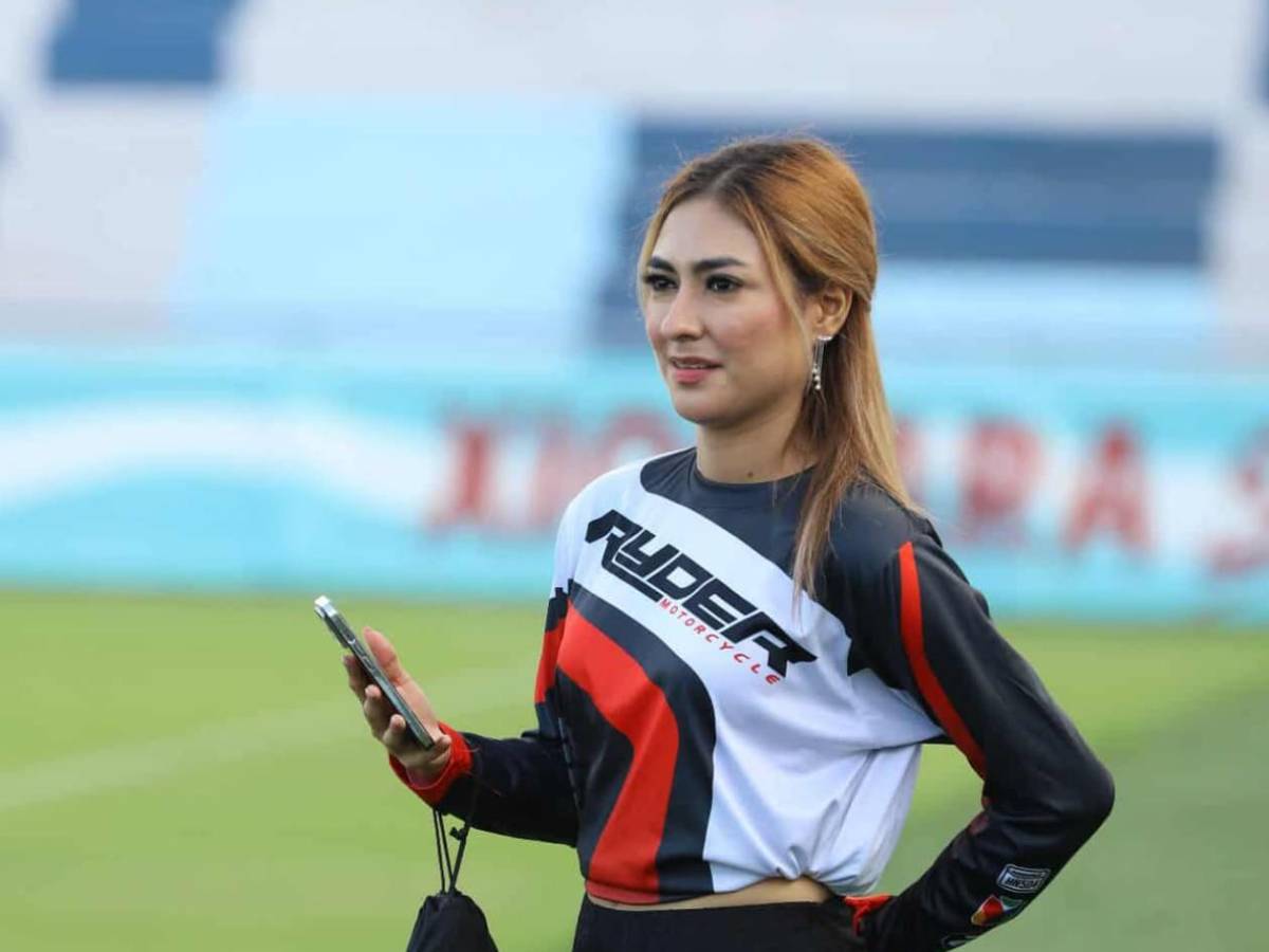 Victoria vs Olimpia: Linda chinita, show de la Ultra, ¿quién es la chica de azul?