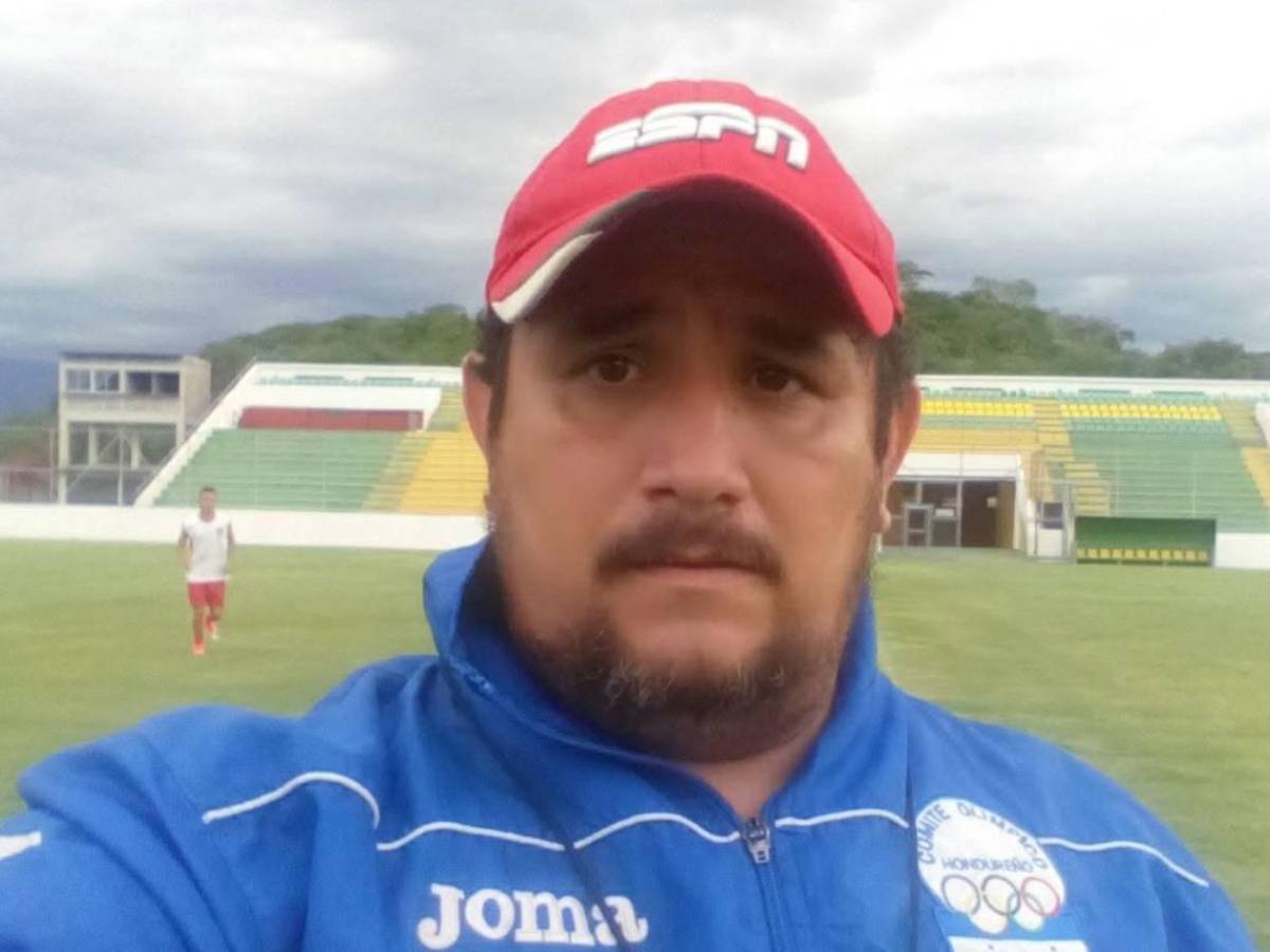 Entrenador carga contra el fichaje de La More: Más payasadas