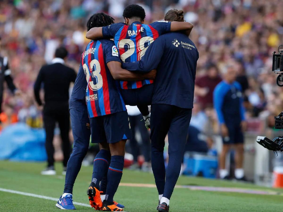 Hansi Flick lo dejó fuera y el jugador se iría del Barcelona: Hablé con él