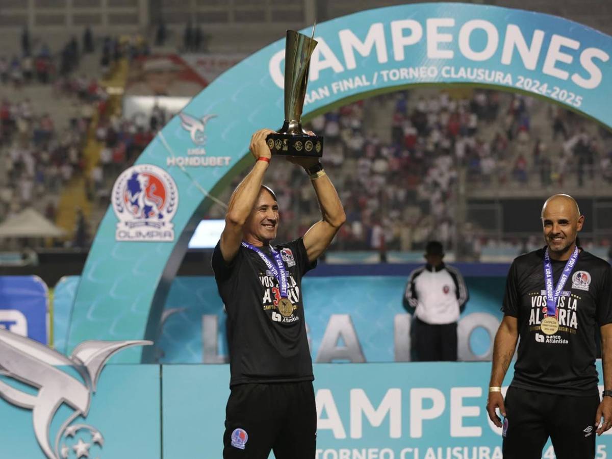 Olimpia festeja título, detalle con Real España, descuido con la copa y a lo Lamine Yamal