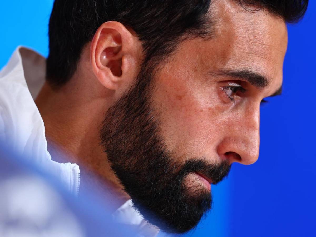 Florentino lo quiere fuera del Real Madrid y él se rebela: No quiere irse