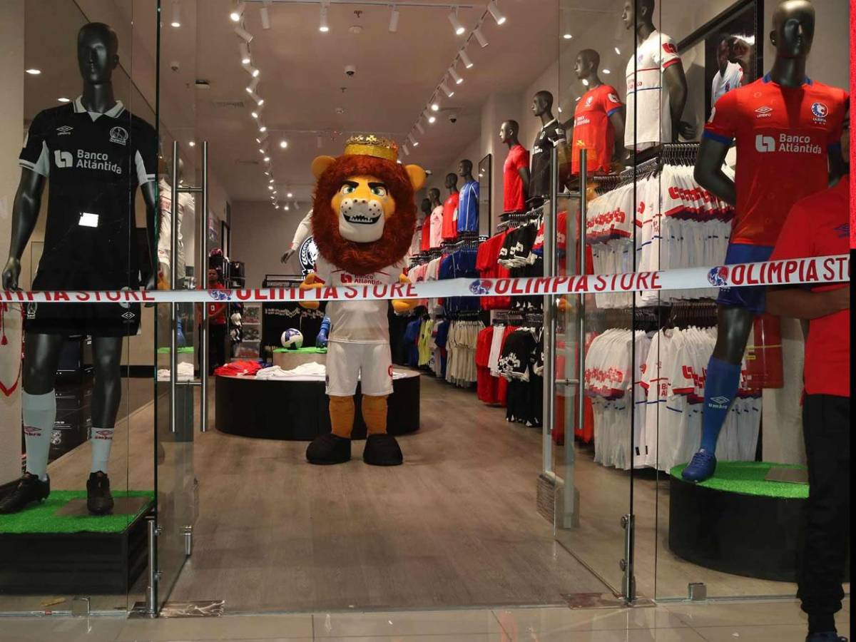 Así son las nuevas camisetas del Olimpia: varios tributos y el único gigante