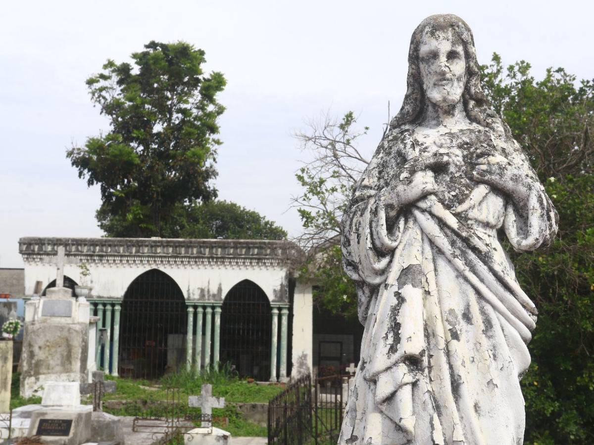 Las familias que dejaron su huella en el Cementerio General de San Pedro Sula