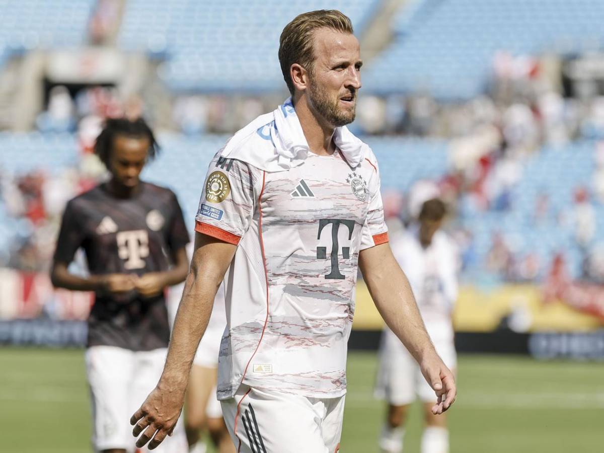 Por qué el técnico del Bayern dejó a suplentes en el camerino vs Benfica: inusual causa