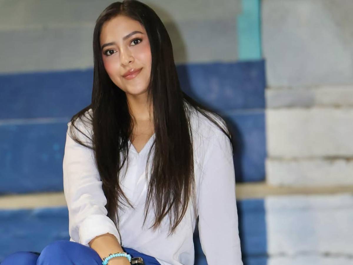 Lindas periodistas de Honduras y Costa Rica: Una se retiró y ella fue conquistada por jugador