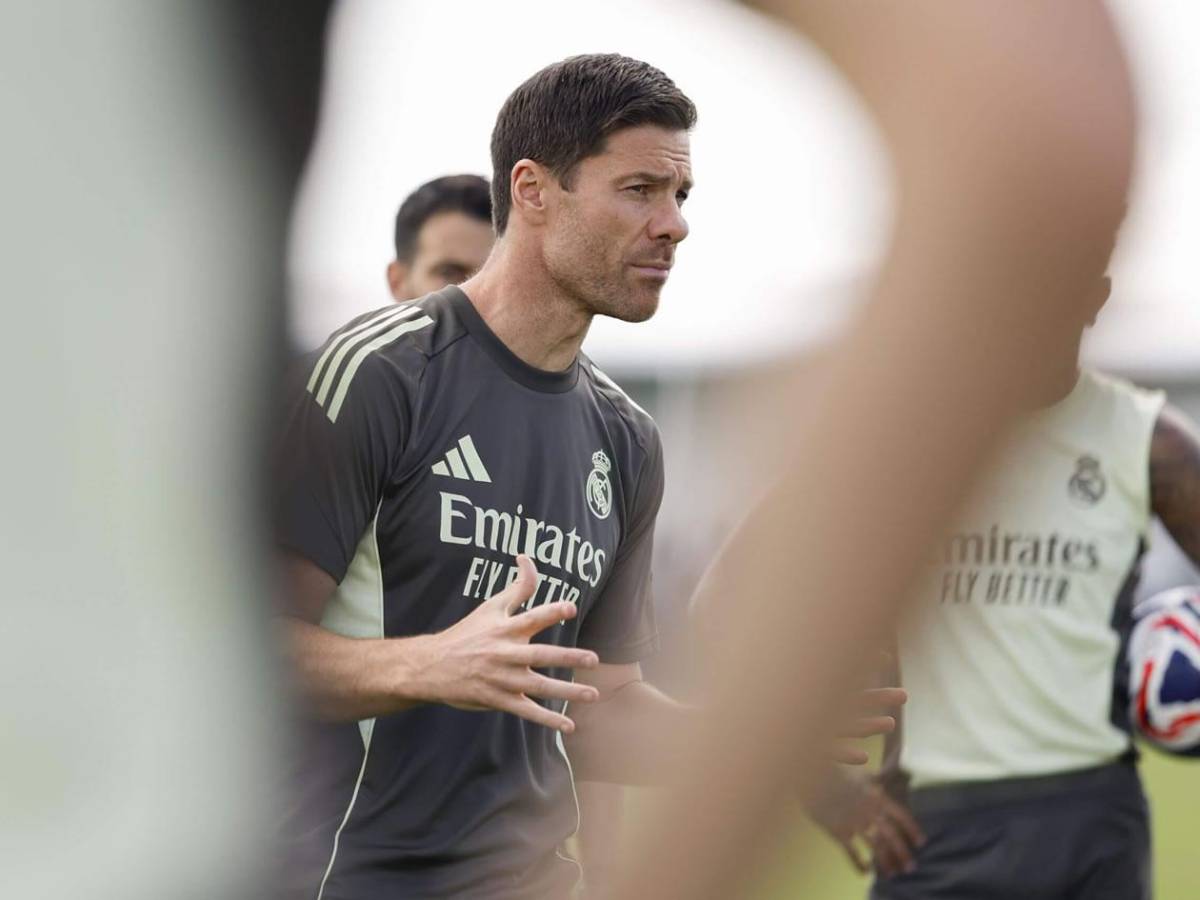 Xabi Alonso tiene su primer encontronazo con Florentino Pérez: ¡Alarma en el Real Madrid!