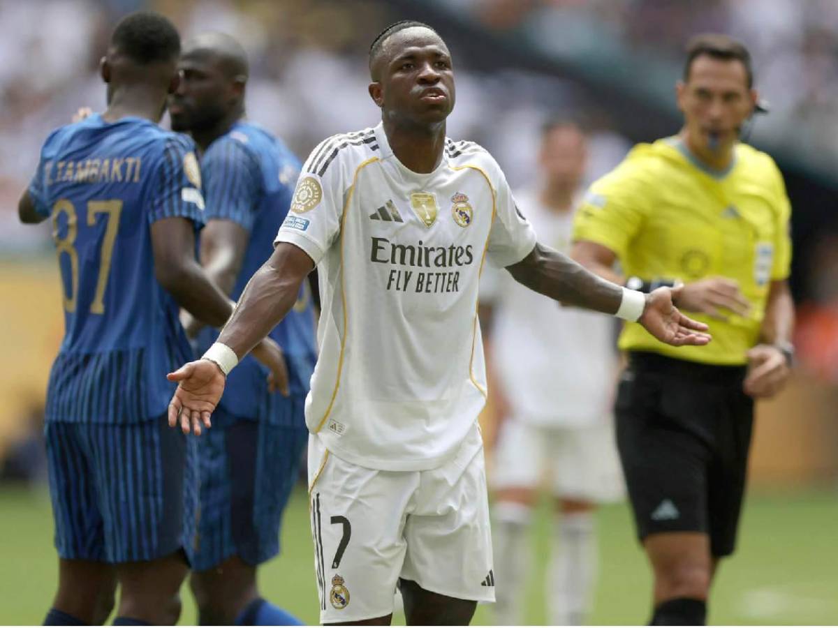 Real Madrid sufrió en su debut, polémica del VAR y así reaccionó Xabi; Honduras presente