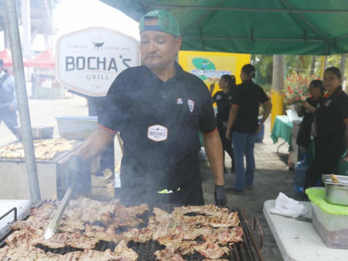 Marathón - Olimpia: Danna enamora, militares se adueñan y lindo homenaje