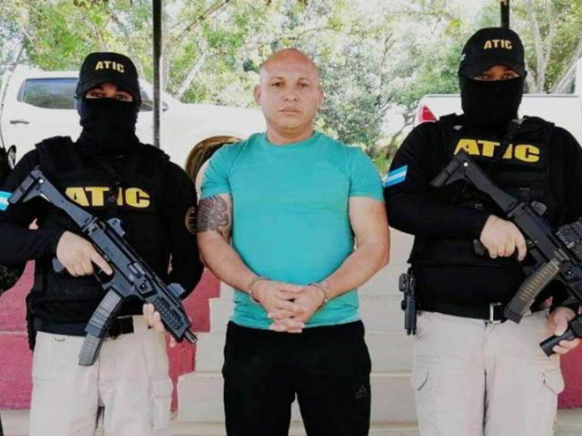 La Atic ha encabezado los operativos en el caso contra el exalcalde santabarbarense.