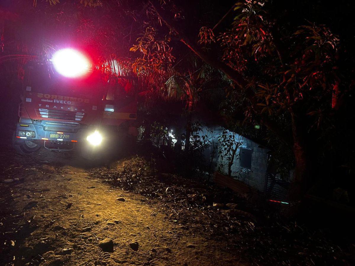 Casa se incendia y dos hermanitas mueren calcinados en Trujillo