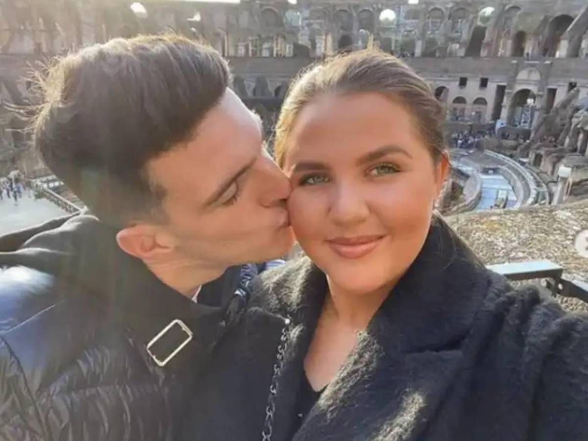 Declan Rice defiende a su esposa tras recibir ataques y ella toma decisión