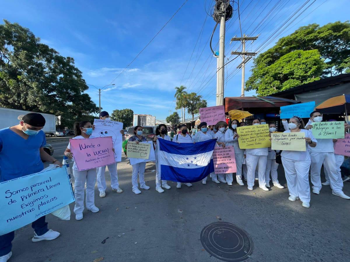 Enfermeras protestan por plazas en San Pedro Sula