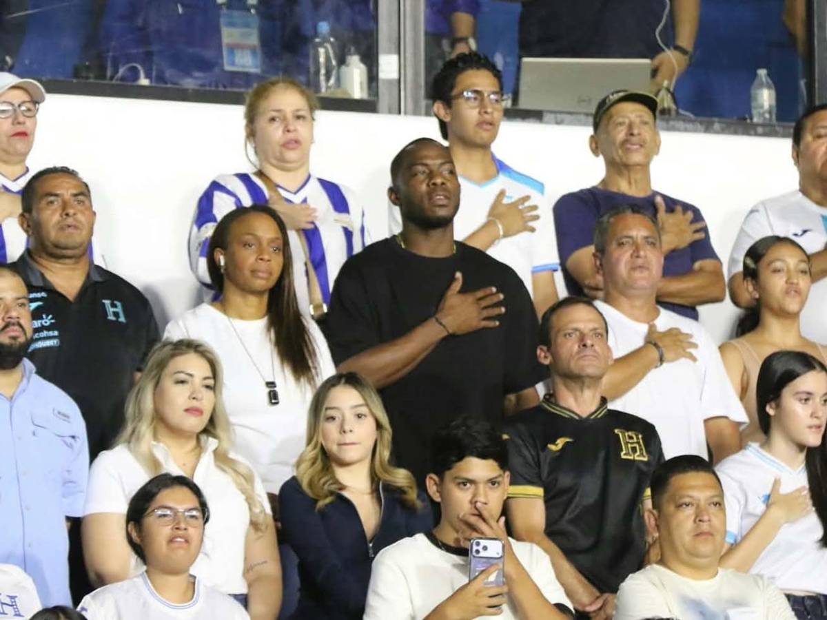 Llanto de Dereck Moncada, decepción de Molina con Honduras y sexy chica cautivó ante Surinam