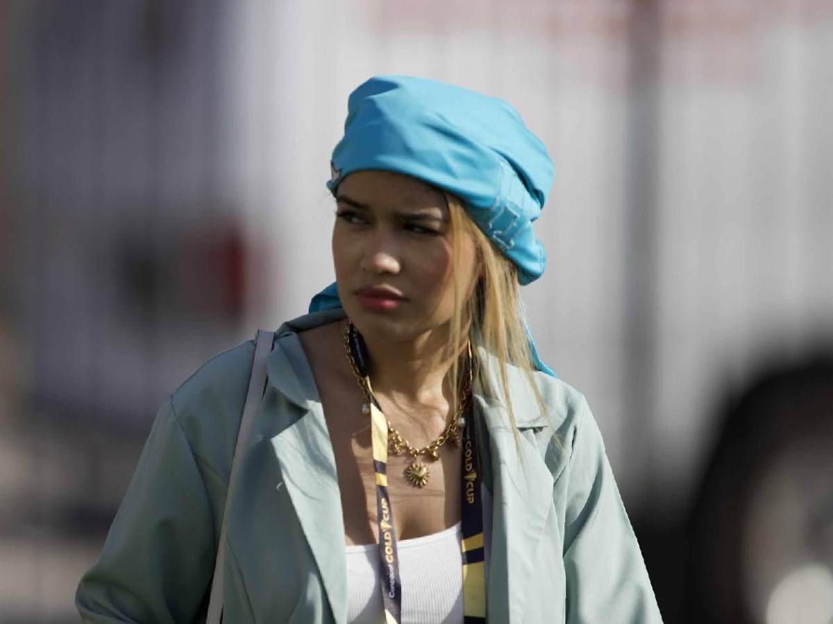 ¿Quién es la misteriosa chica? Bellezas y lo que hizo Palma en entreno de Honduras