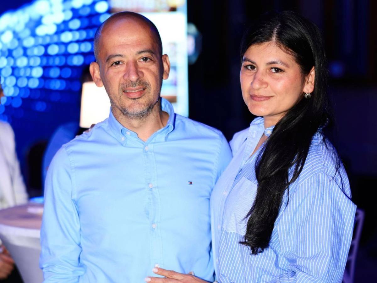 Celebran alianza estratégica con coctel empresarial en SPS