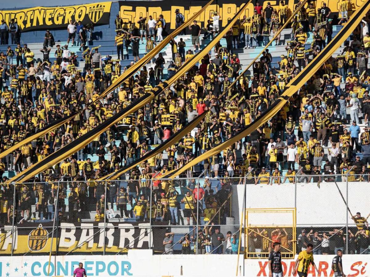 Polémica, festejo del Real España, indignación en Marathón, denuncia de Lavallén