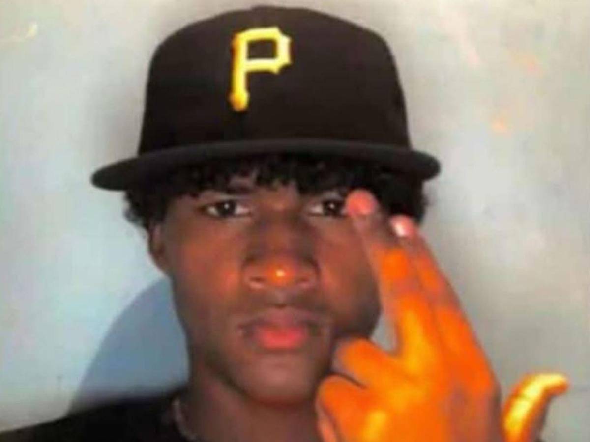 Rostros de los jóvenes que murieron en choque de motos en Roatán