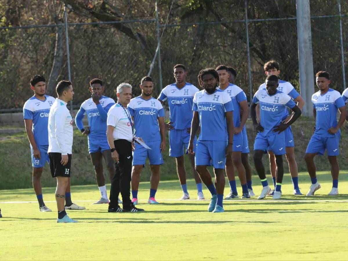 Selección de Honduras entrenó: ambiente de Palma, reacción de Quioto y llamativo look
