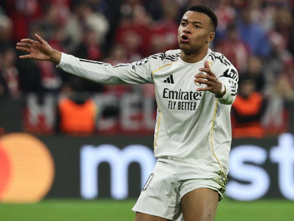 Real Madrid estalla contra Mbappé: polémica por su viaje con Ester Expósito
