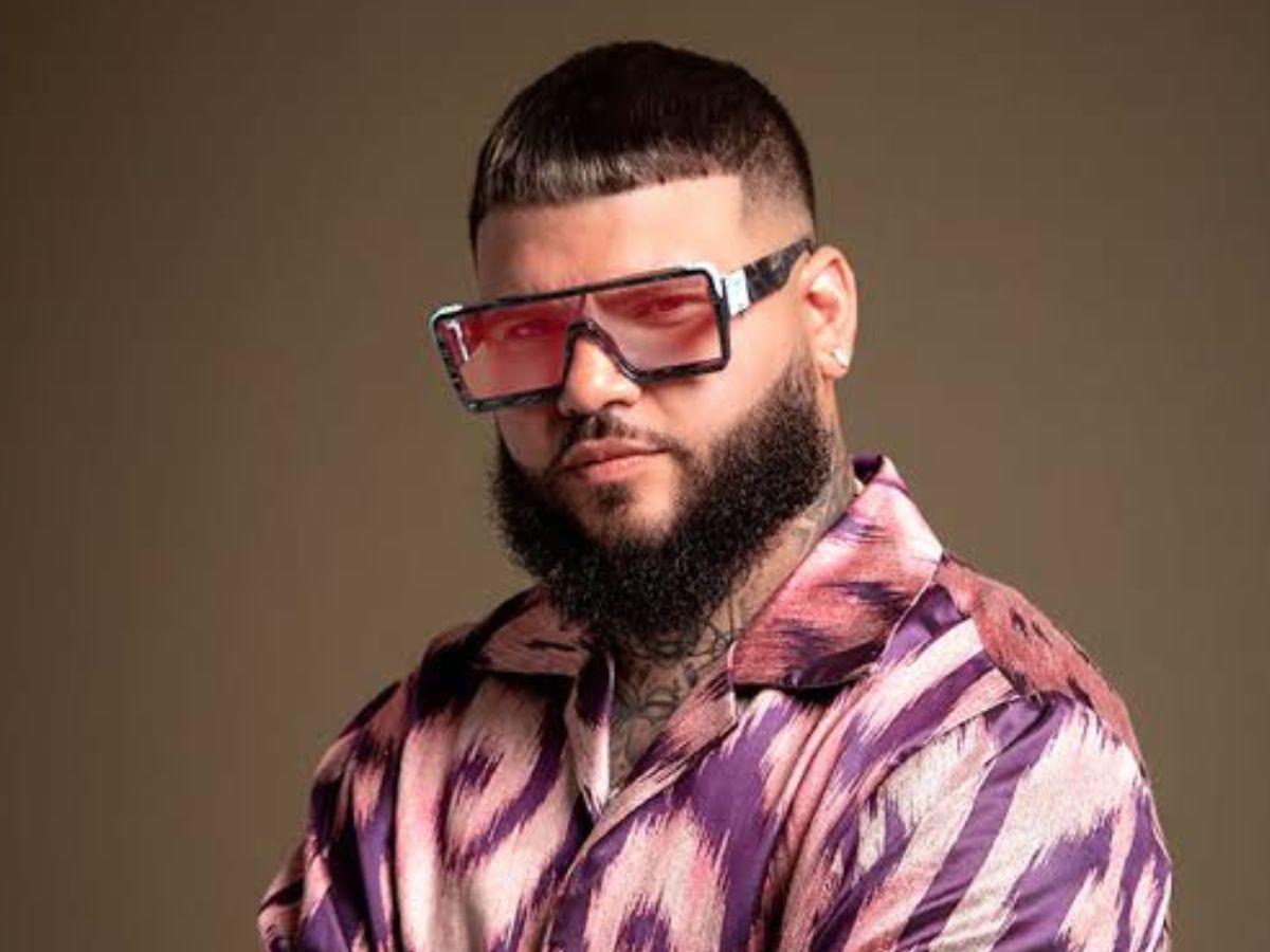 Farruko deja el cristianismo: Me veían como dinero