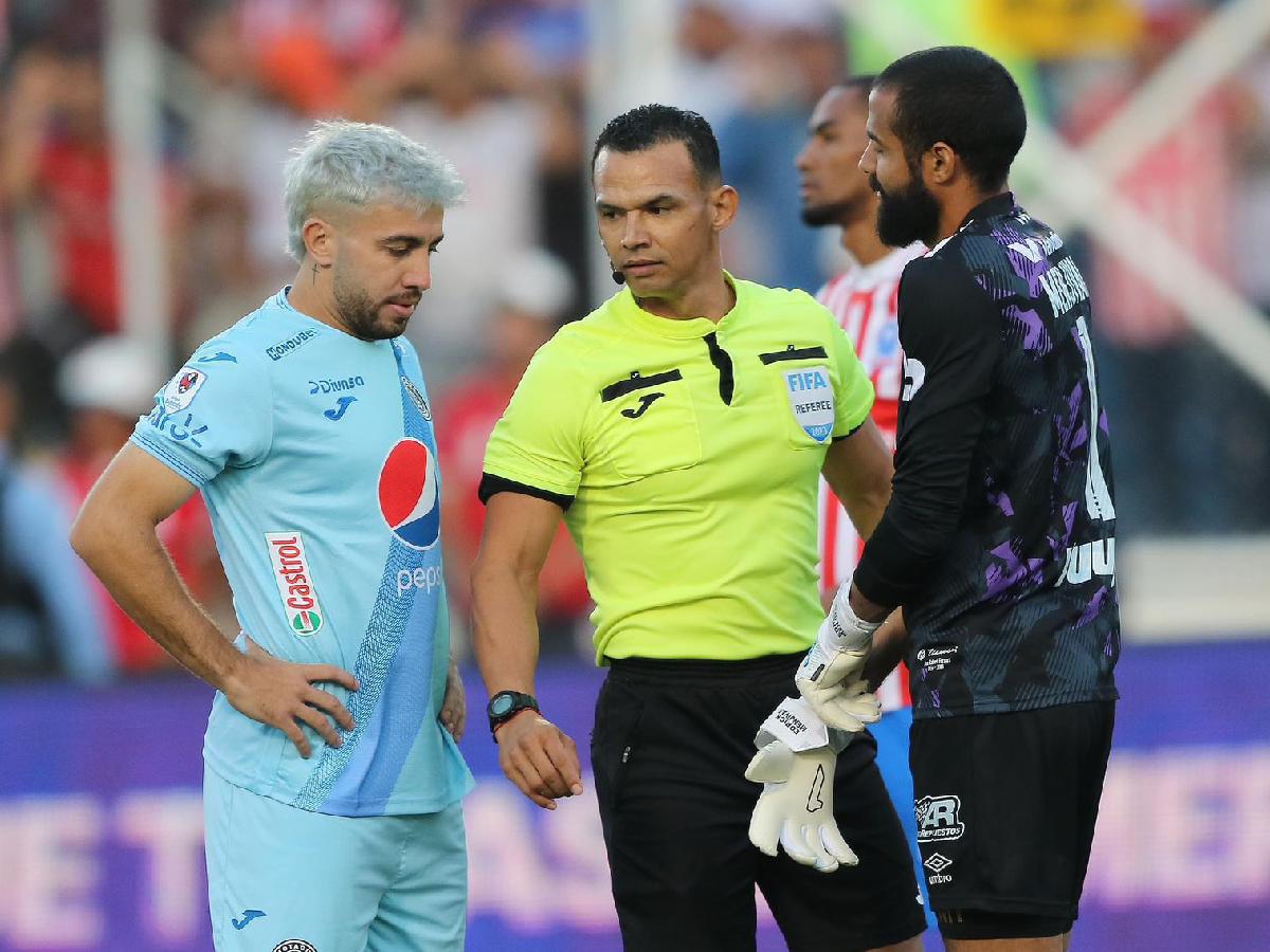 Revelan cómo fue el plan con Menjívar para atajar el penal a Auzmendi