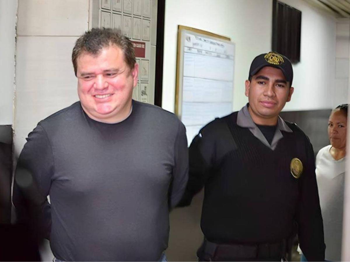 Asegura que pagó campañas presidenciales: ¿quién es “El Rojo”?