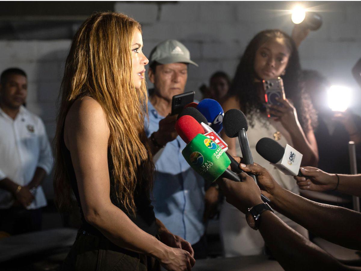Shakira reconstruirá universidad y colegios afectados por el terremoto en Colombia