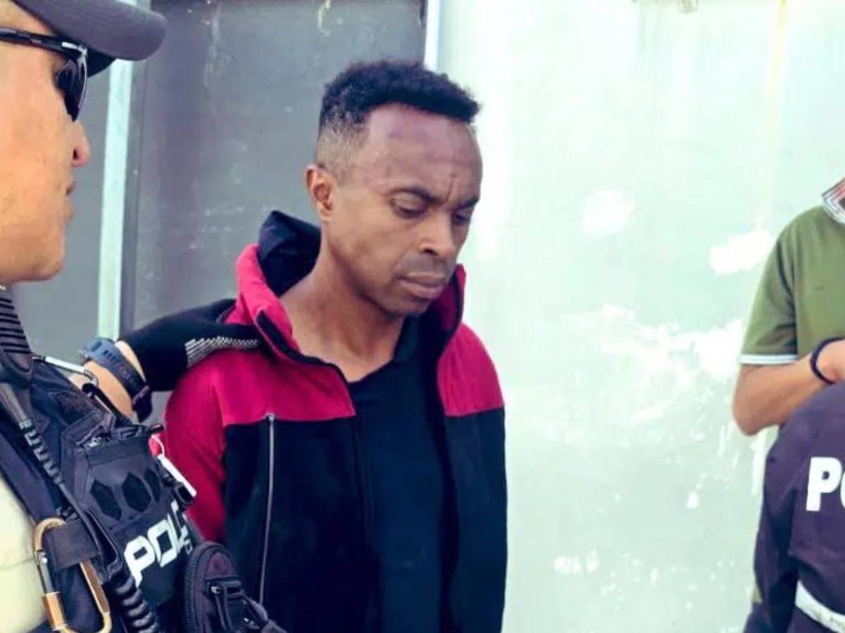 Escándalo: El mundialista diablito es capturado por intentar robar iPhone