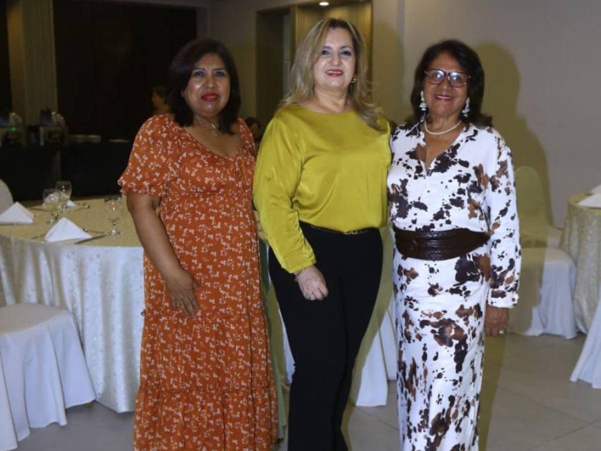 Club Internacional de Mujeres celebran su té mensual en SPS