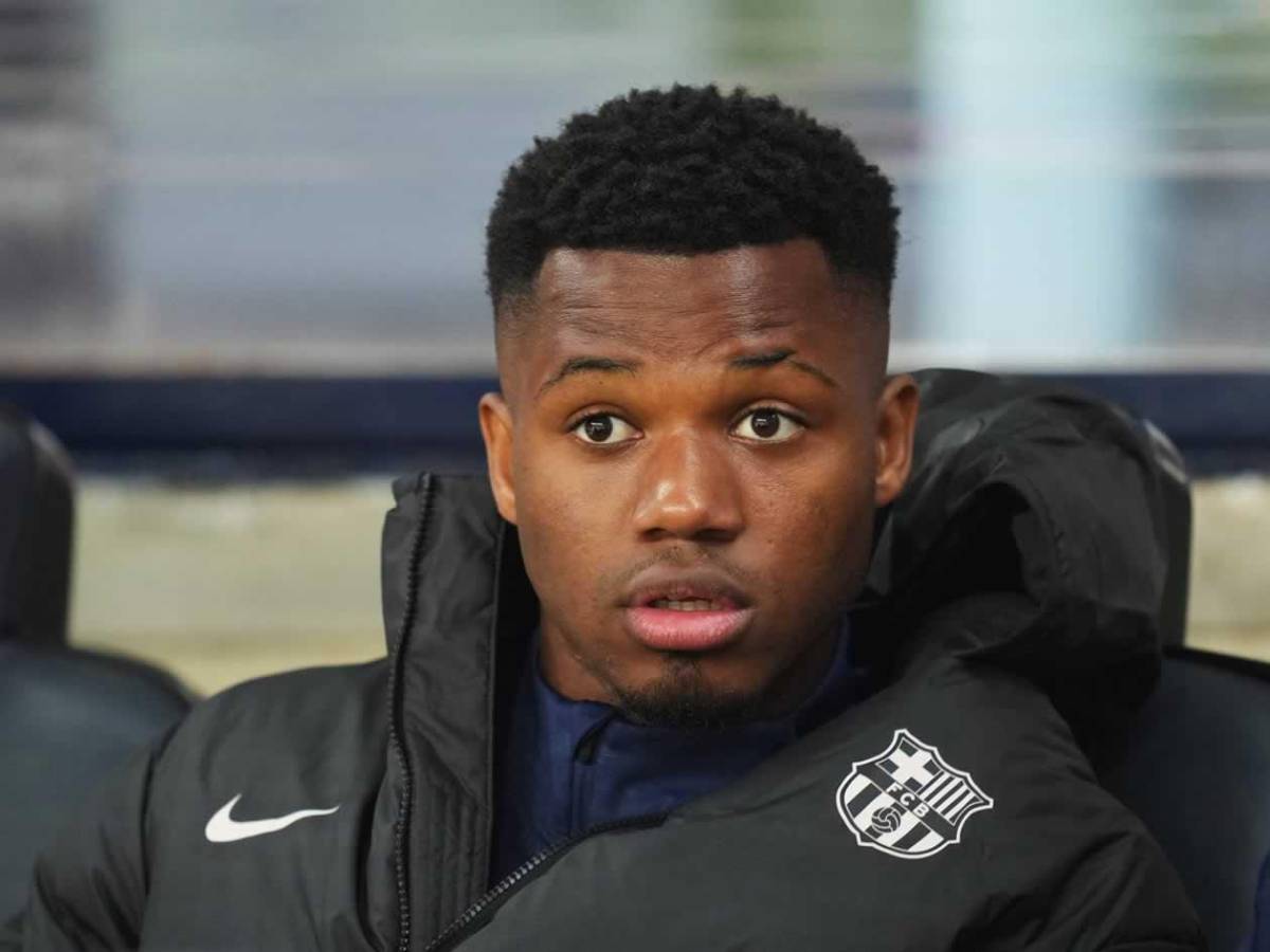 Flick no lo quiere ver ni en entrenamientos y le pide al Barcelona que lo venda o regale