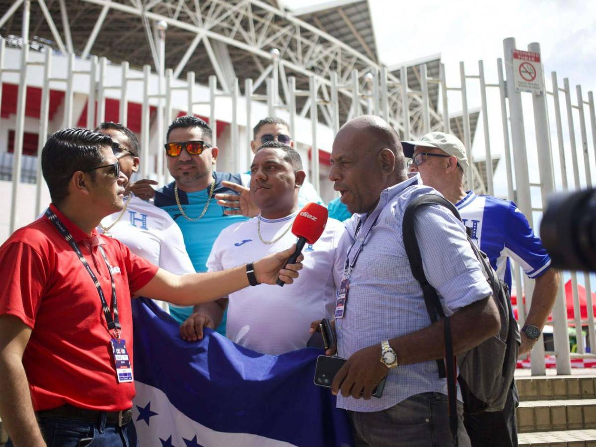 Alemán sorprendió a la H y ambientazo previo al duelo Costa Rica–Honduras