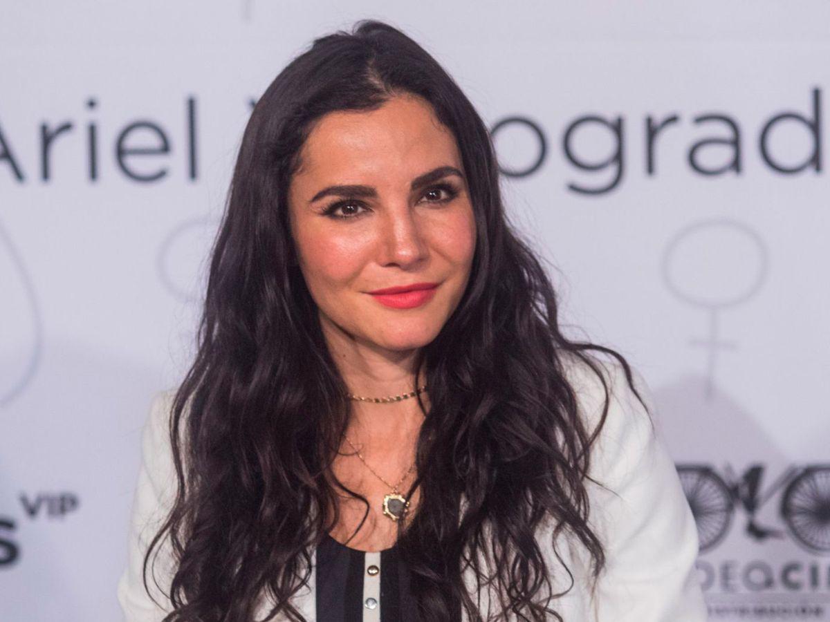 Tachan de “mentirosa y alucinada” a Martha Higareda por sus extrañas anécdotas