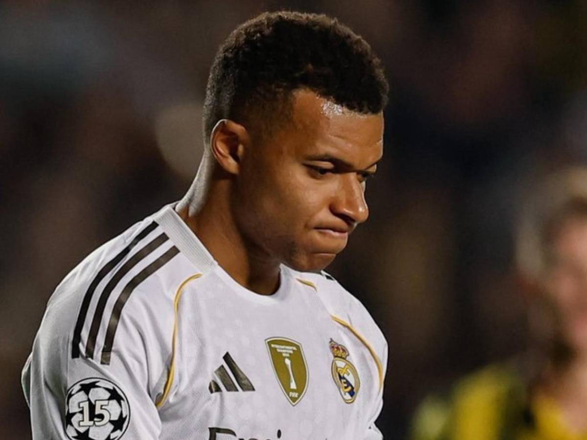 Pelea de Mbappé en Real Madrid, sus compañeros se rebelan y el club toma decisión