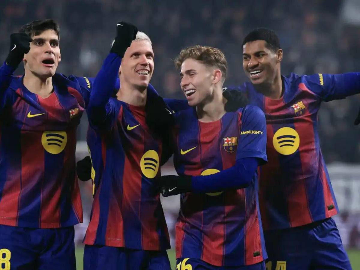 Barcelona comienza cambios en su plantilla y confirma la salida de un delantero