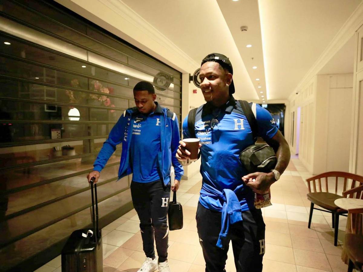 Selección de Honduras llegó a Curazao y aficionada estadounidense sorprendió a Luis Palma