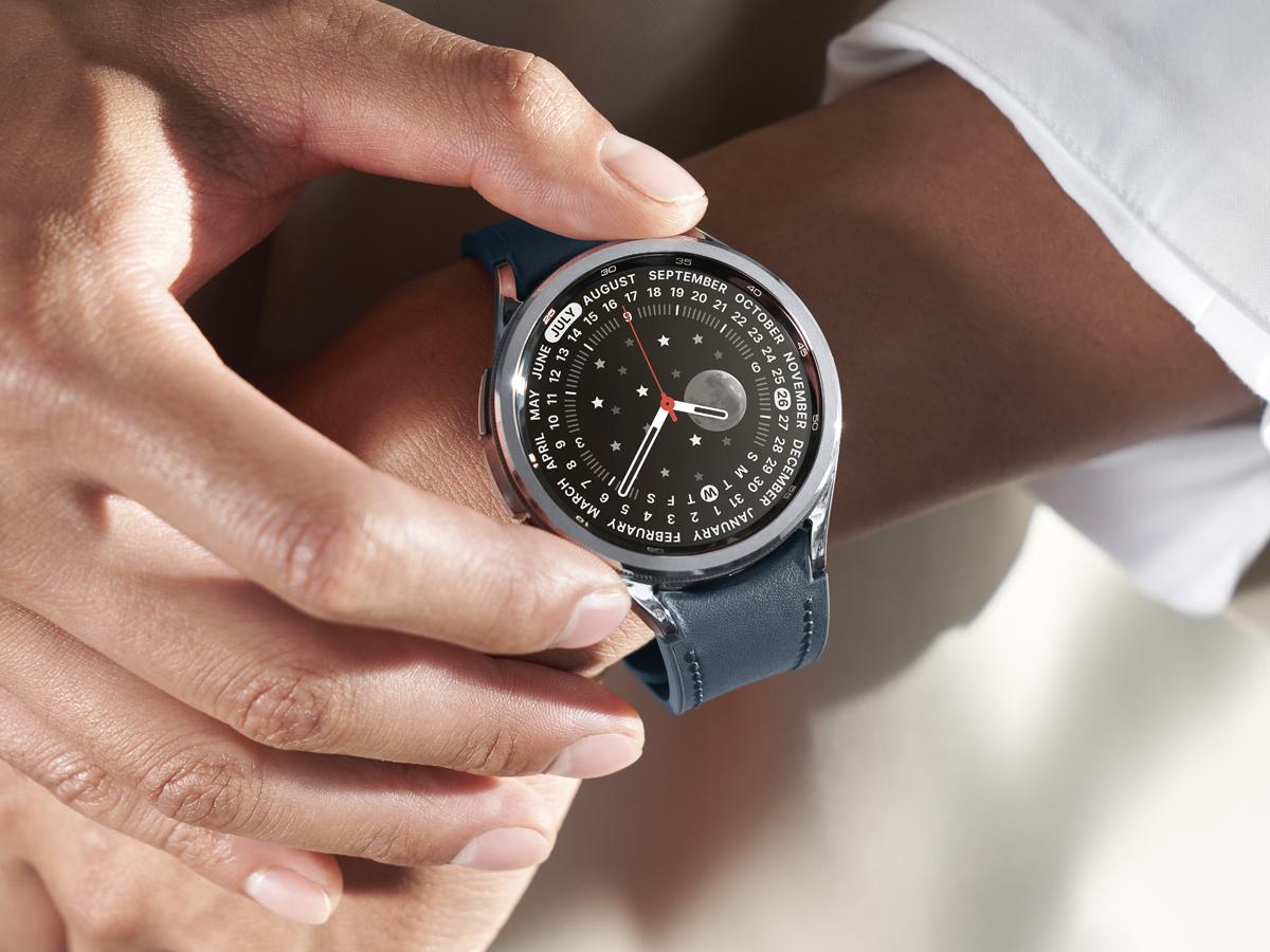 Si prefieres un diseño más clásico, pero con todas las funciones inteligentes, el Galaxy Watch Classic 6 es la elección perfecta.