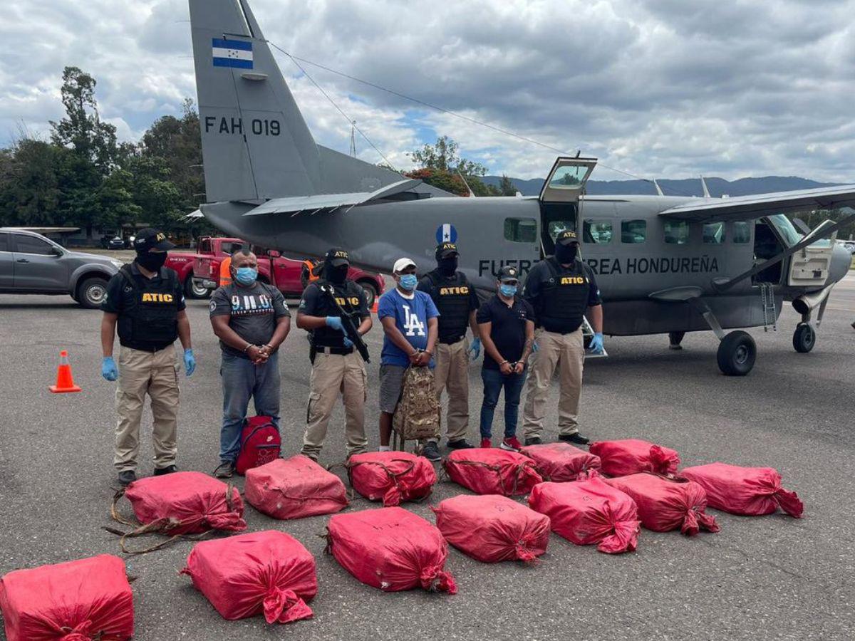 Condenan a 10 años de cárcel a traficante de cocaína en Atlántida