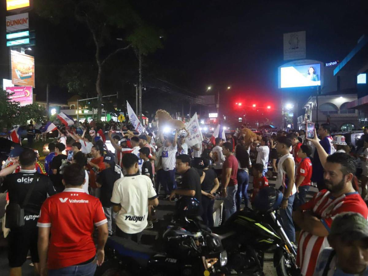 Olimpia bicampeón: euforia y locura en Tegucigalpa para celebrar la copa 40