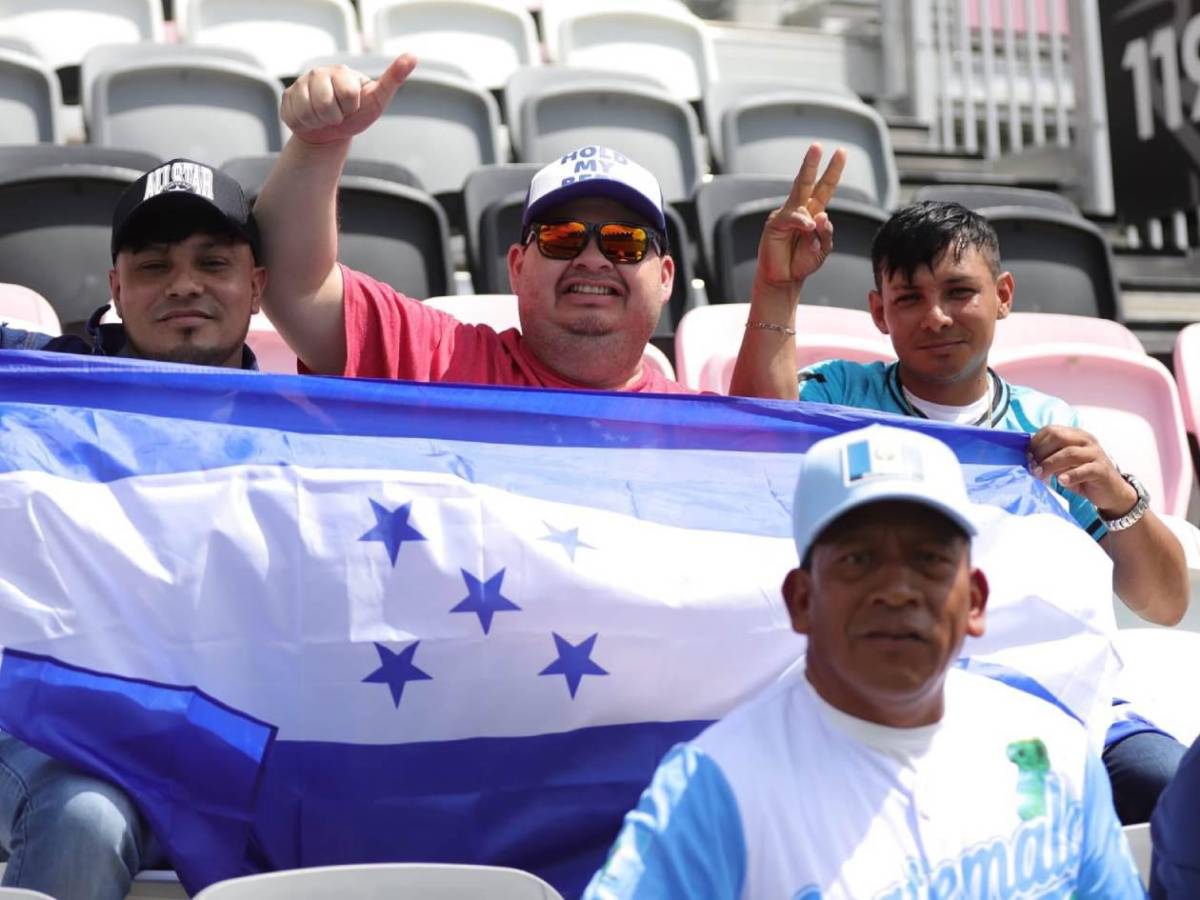 Carne asada y buen ambiente: Furor por Honduras vs Guatemala en Miami