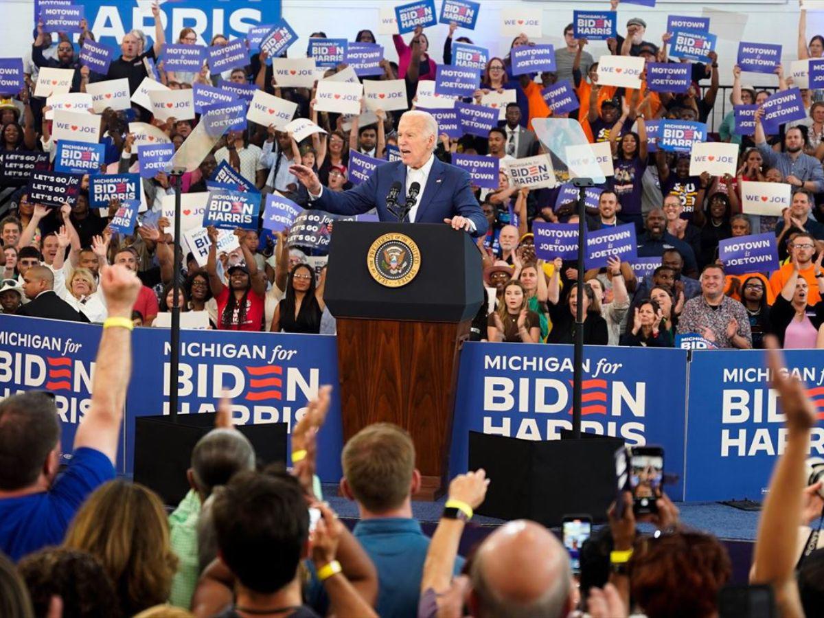 Biden ignora presiones y planea retomar su campaña electoral