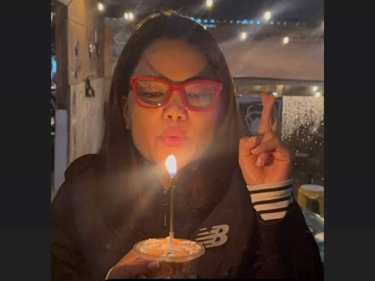 Ariela Cáceres celebra su cumpleaños con emotivas sorpresas