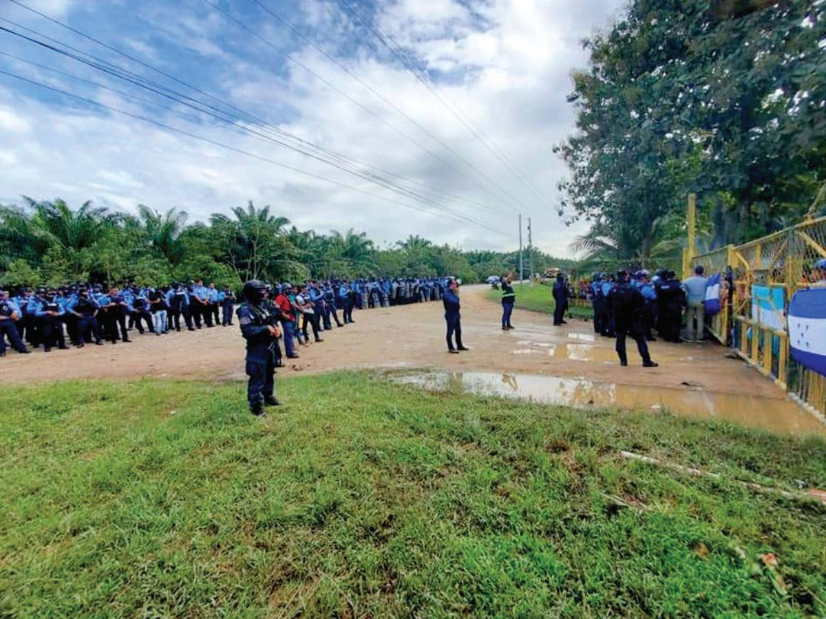 Emiten nueve órdenes de captura contra campesinos de Colón