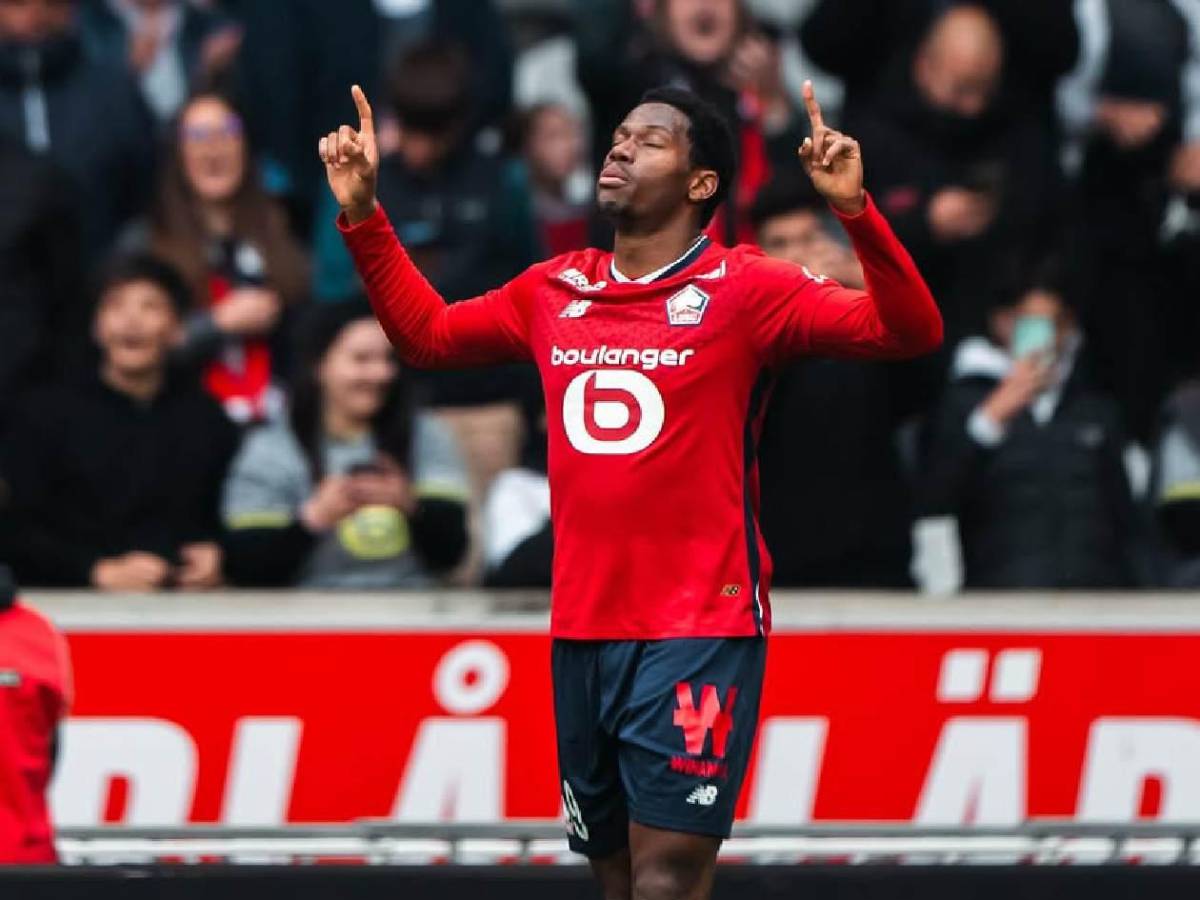 Le roban fichaje al Barcelona y ventas del Real Madrid; giro con Cristiano y Di María vuelve