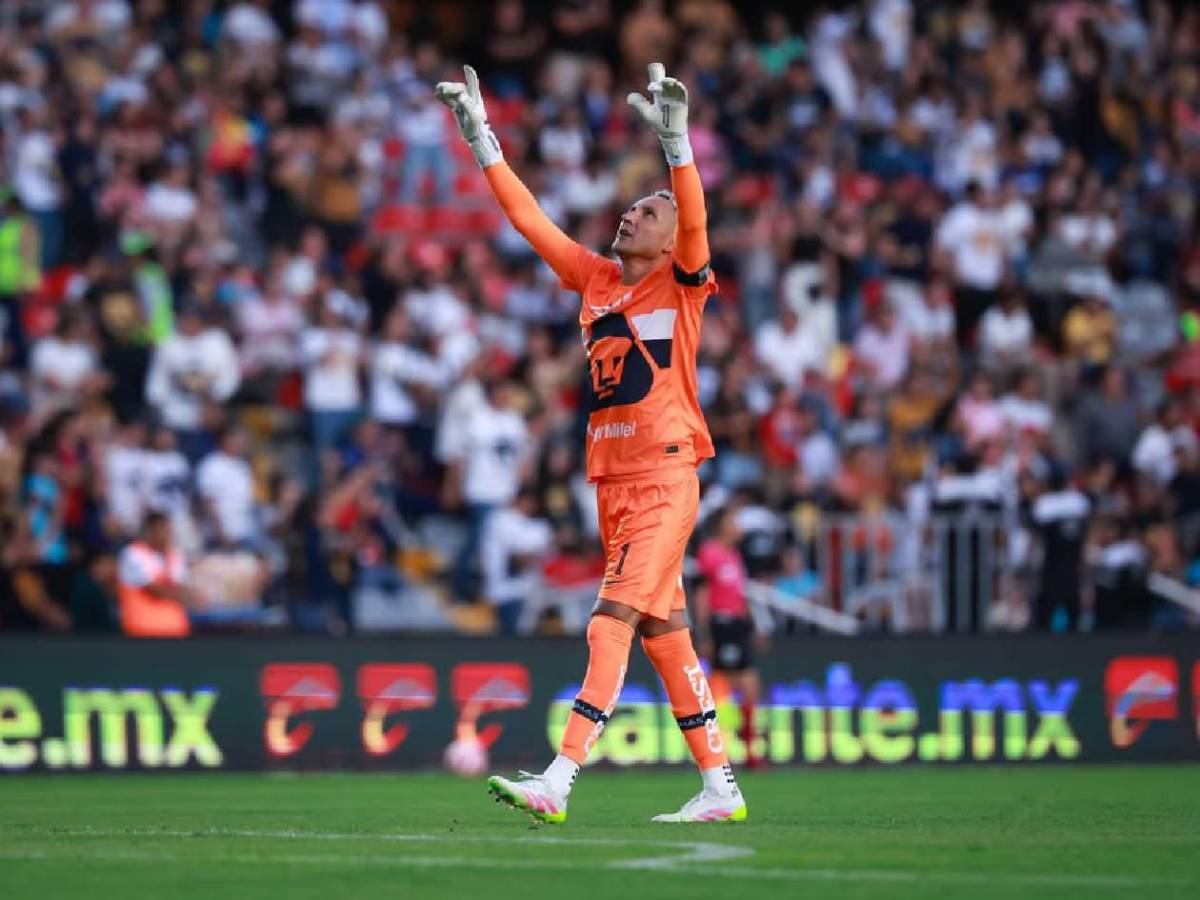 Keylor Navas se estrenó en Liga MX: vivió incómodo momento y su esposa presente