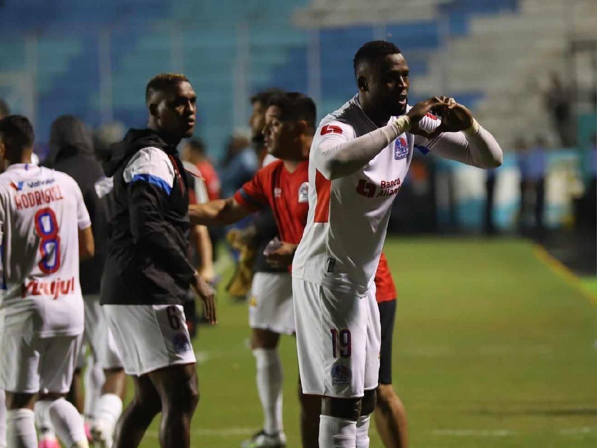 Yustin Arboleda responde a las críticas y lo que dijo tras ganar el clásico