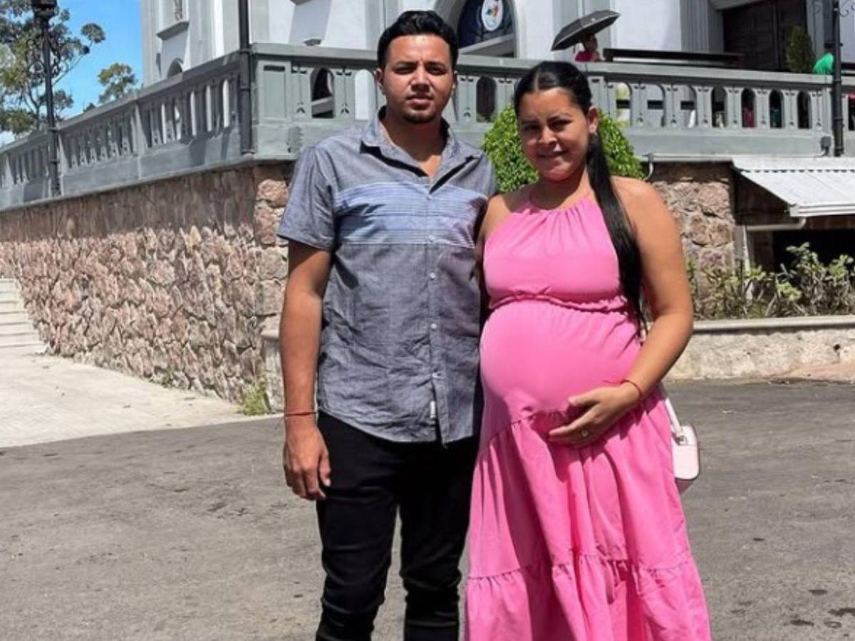 Así era Thalía Corrales, recién graduada y madre de un bebé
