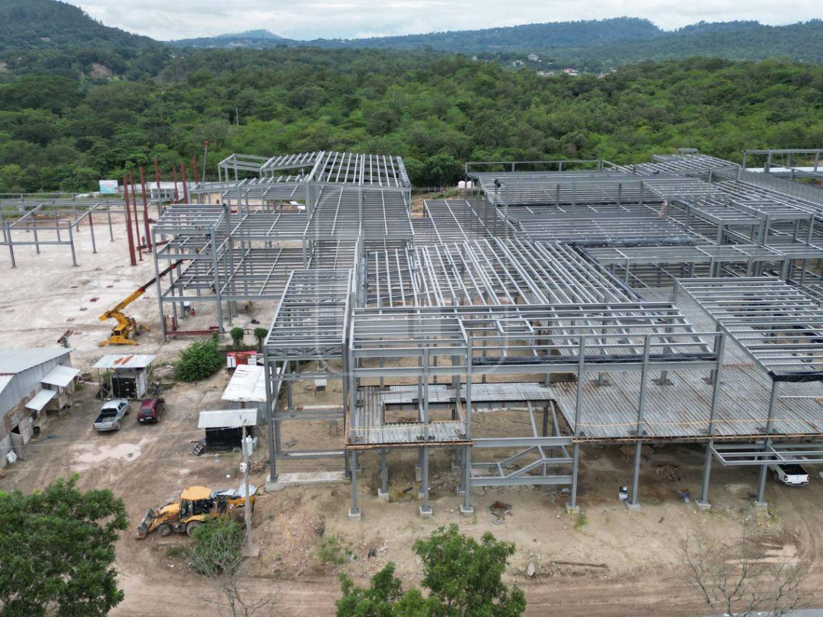 L4,662 millones cuestan hospitales suspendidos de Santa Bárbara, Ocotepeque y Salamá