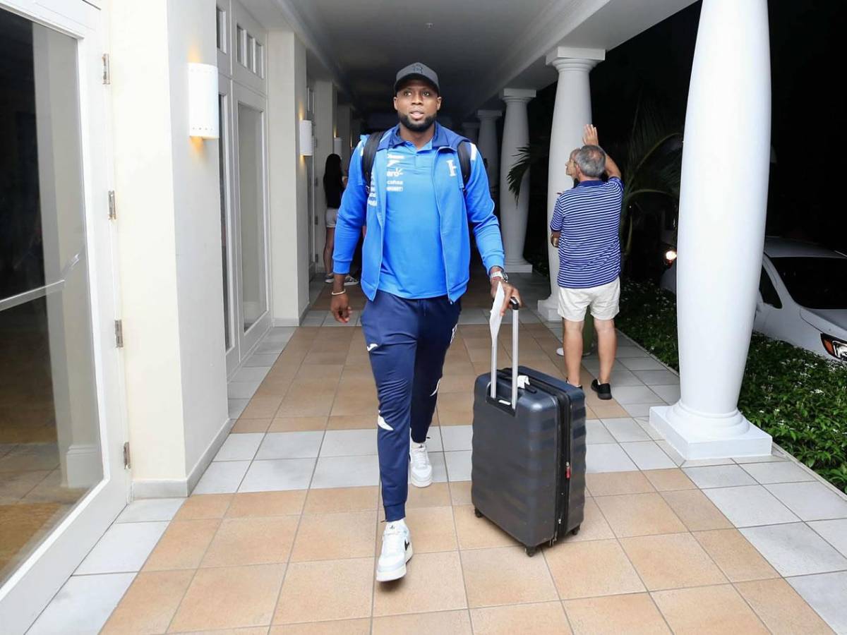 Selección de Honduras llegó a Curazao y aficionada estadounidense sorprendió a Luis Palma