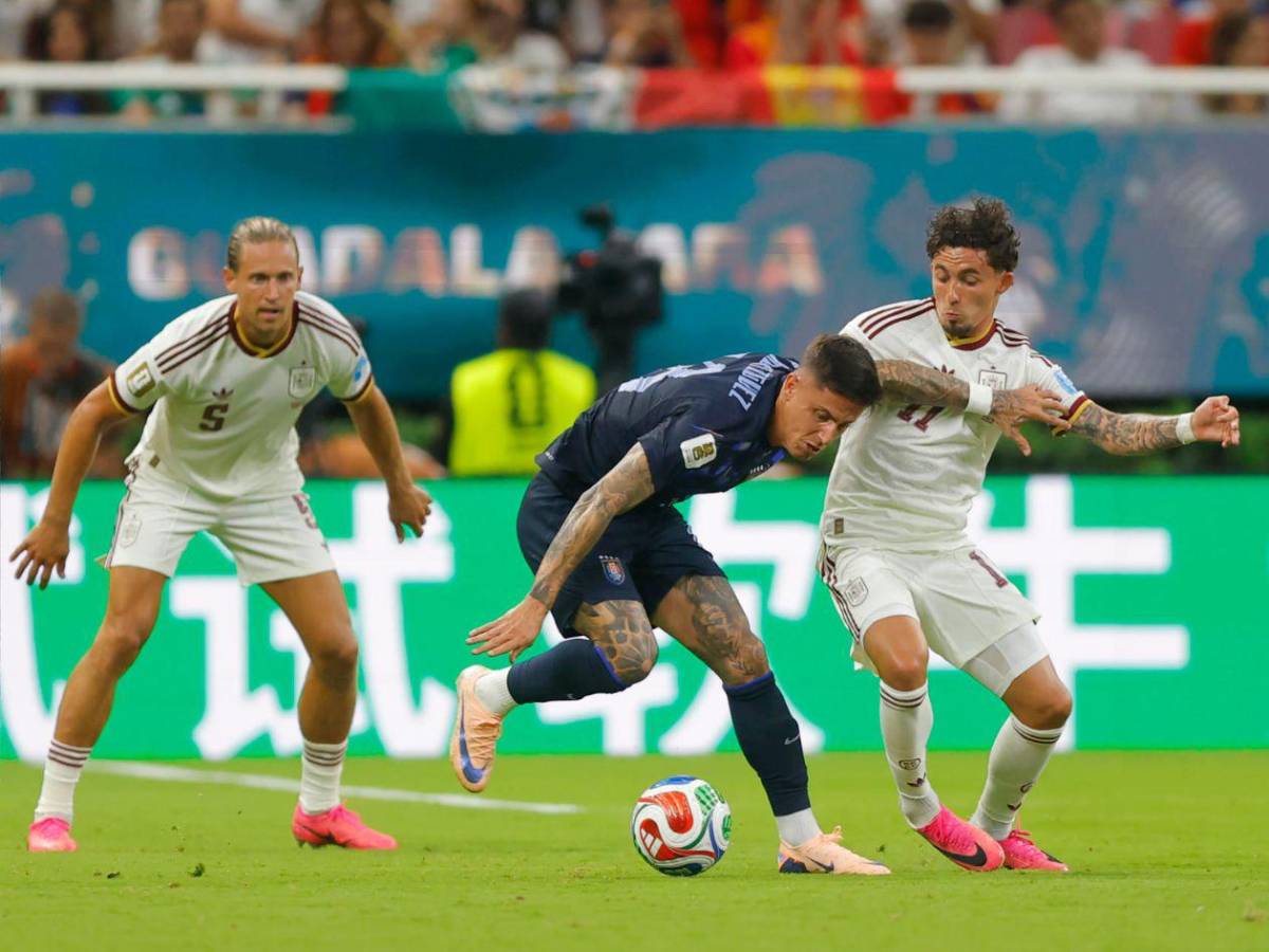 Bielsa señalo a los culpables de la eliminación de Uruguay: “Me dejaron solo”