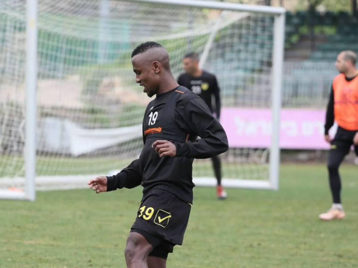 Muere famoso futbolista: Jugador hondureño lo tuvo de compañero y reacciona